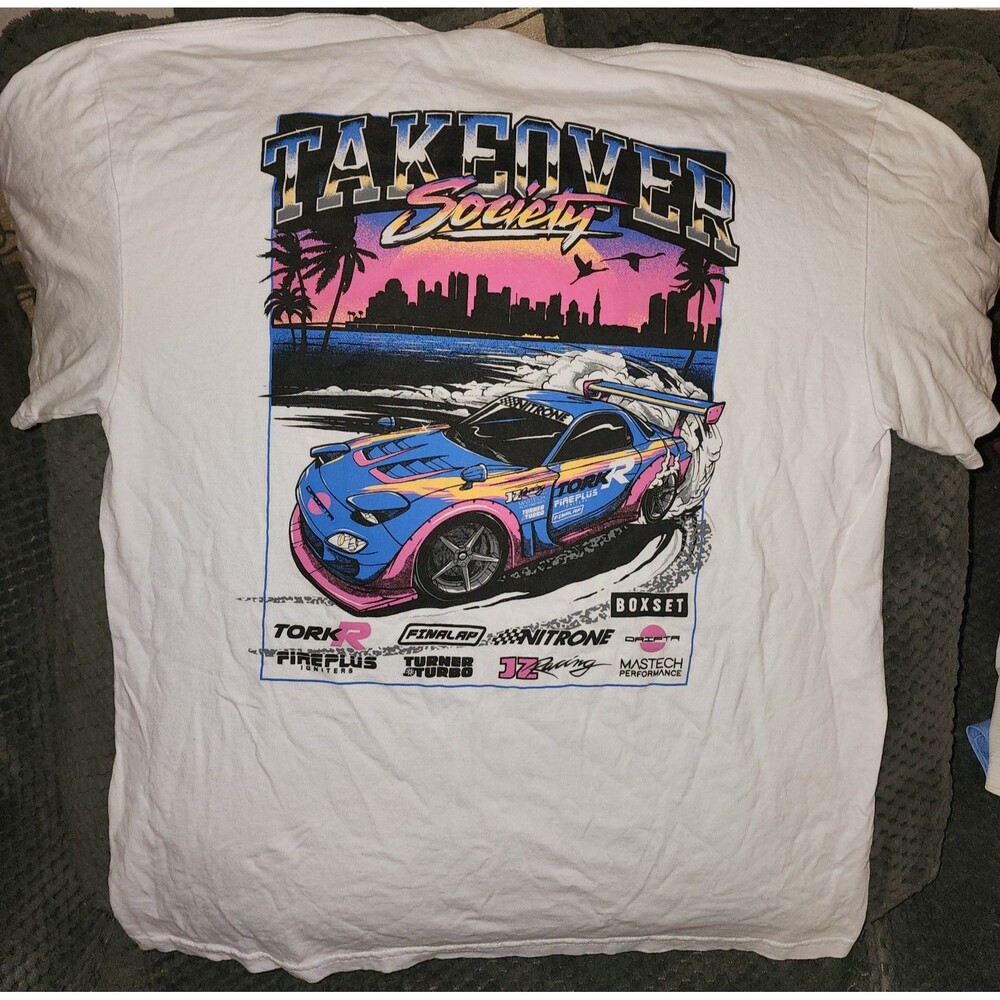 Boxset Graphic T-Shirt